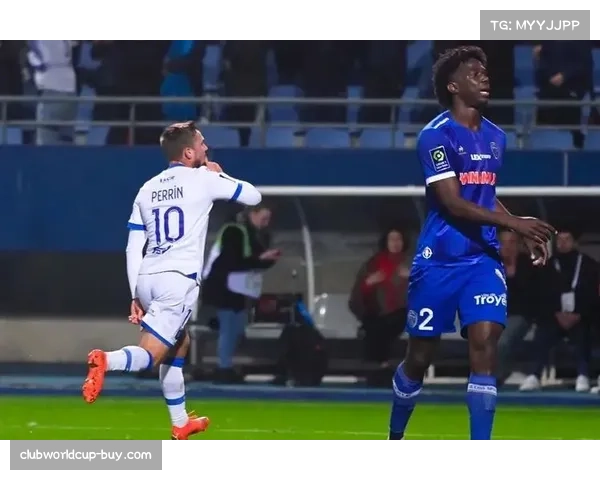 佩利西耶前场衔接专项训练加强，欧塞尔反击配合默契度逐步提升